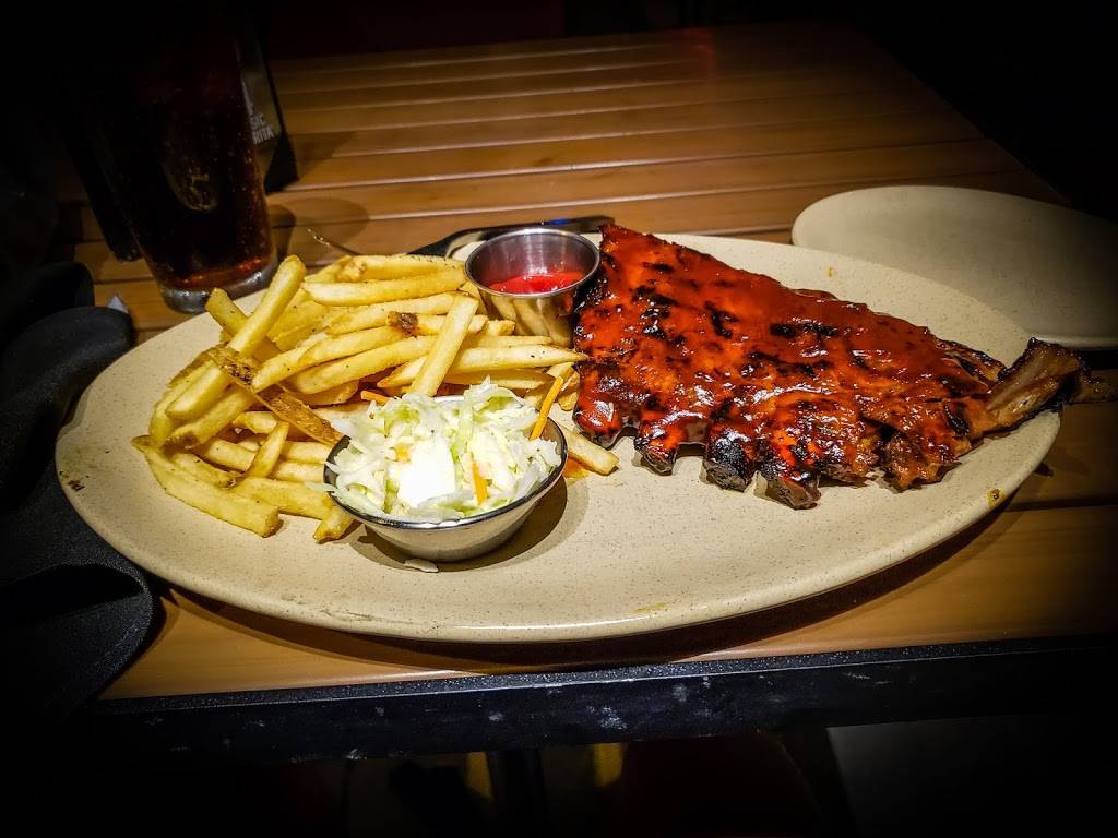 Tony Romas | restaurant | 18050 Collins Ave, Sunny Isles Beach, FL 33160, USA | 3059327907 OR +1 305-932-7907