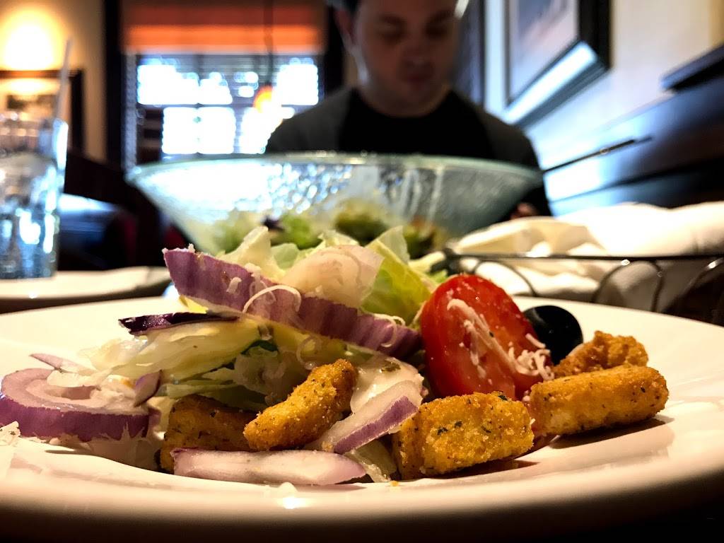 Olive Garden Italian Restaurant | meal takeaway | 6191 Centennial Center Blvd, Las Vegas, NV 89149, USA | 7026451557 OR +1 702-645-1557