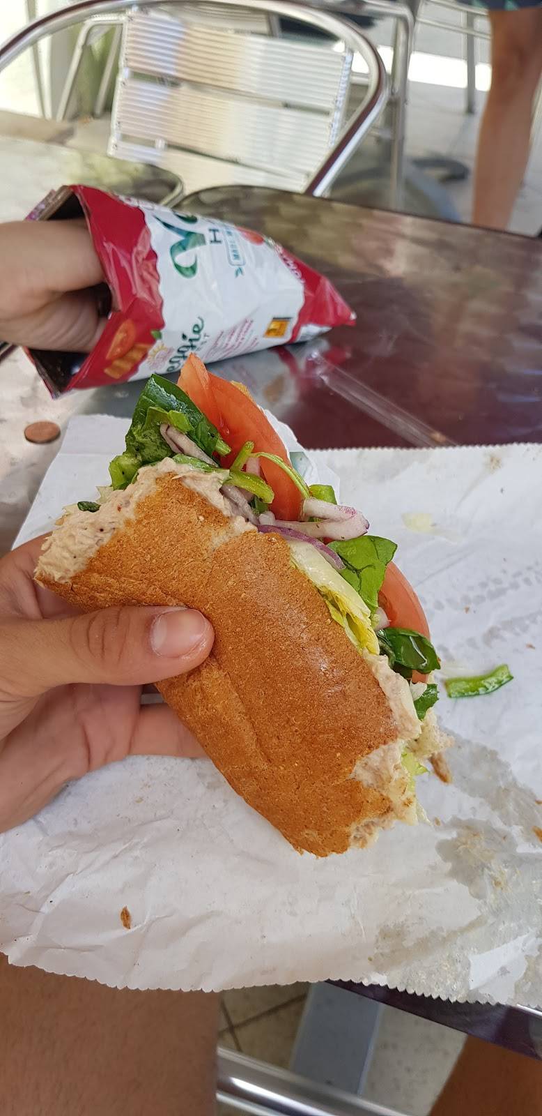 Subway | restaurant | 4130 Collins Ave, Miami Beach, FL 33140, USA | 3053978066 OR +1 305-397-8066