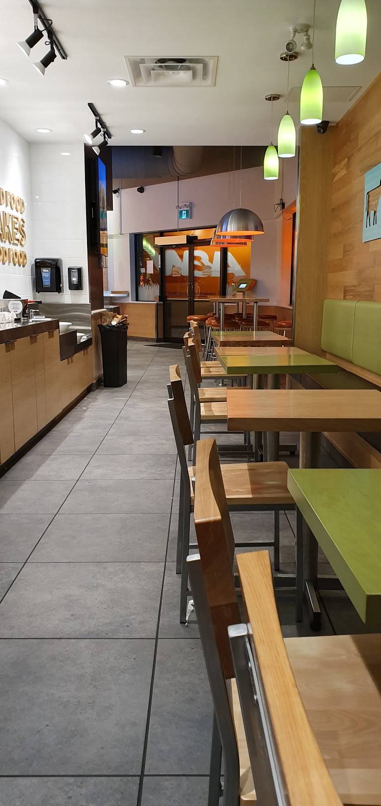 A&W Canada | restaurant | 2692 Eglinton Ave E Unit 22, Scarborough, ON M1K 2S3, Canada | 4162668282 OR +1 416-266-8282