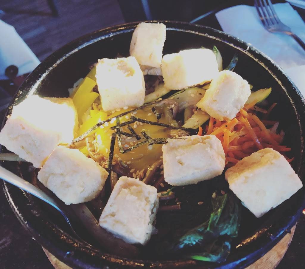 Bonchon - Woodlawn | restaurant | 1600 E Woodlawn Rd #170, Charlotte, NC 28209, USA | 7049106126 OR +1 704-910-6126