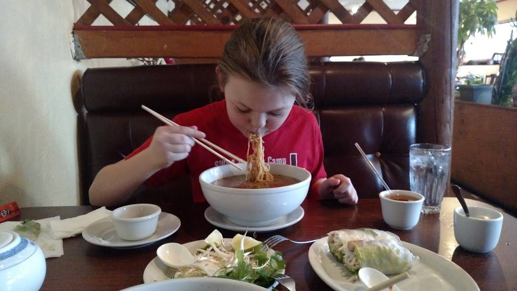 Huong Thao Vietnamese Cuisine | restaurant | 5800, 1016 Juan Tabo Blvd NE B, Albuquerque, NM 87112, USA | 5052928222 OR +1 505-292-8222