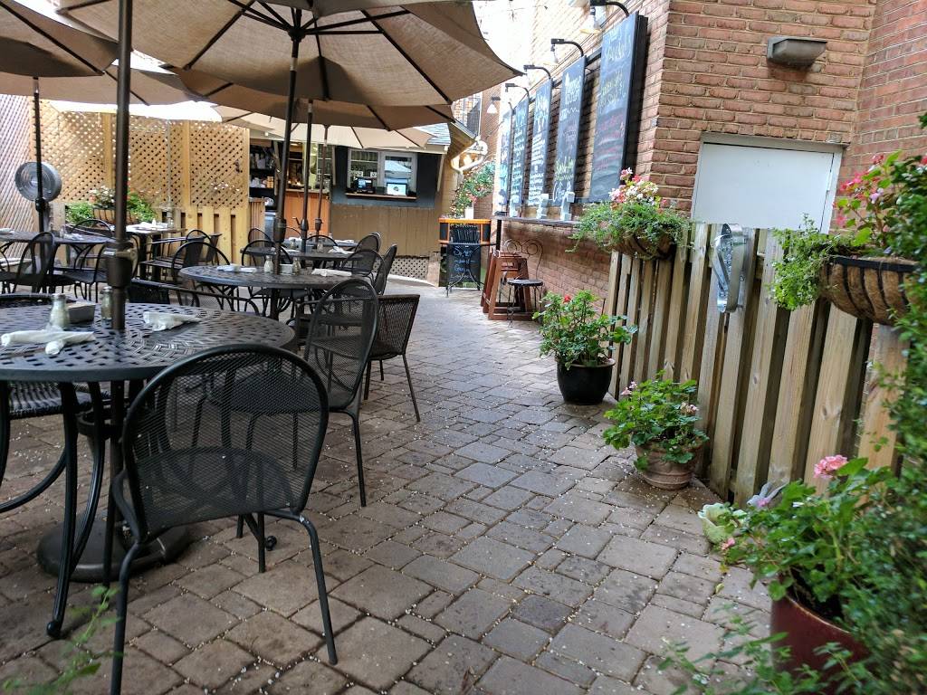 Shoes Cup and Cork | cafe | 17 N King St, Leesburg, VA 20176, USA | 7037717463 OR +1 703-771-7463