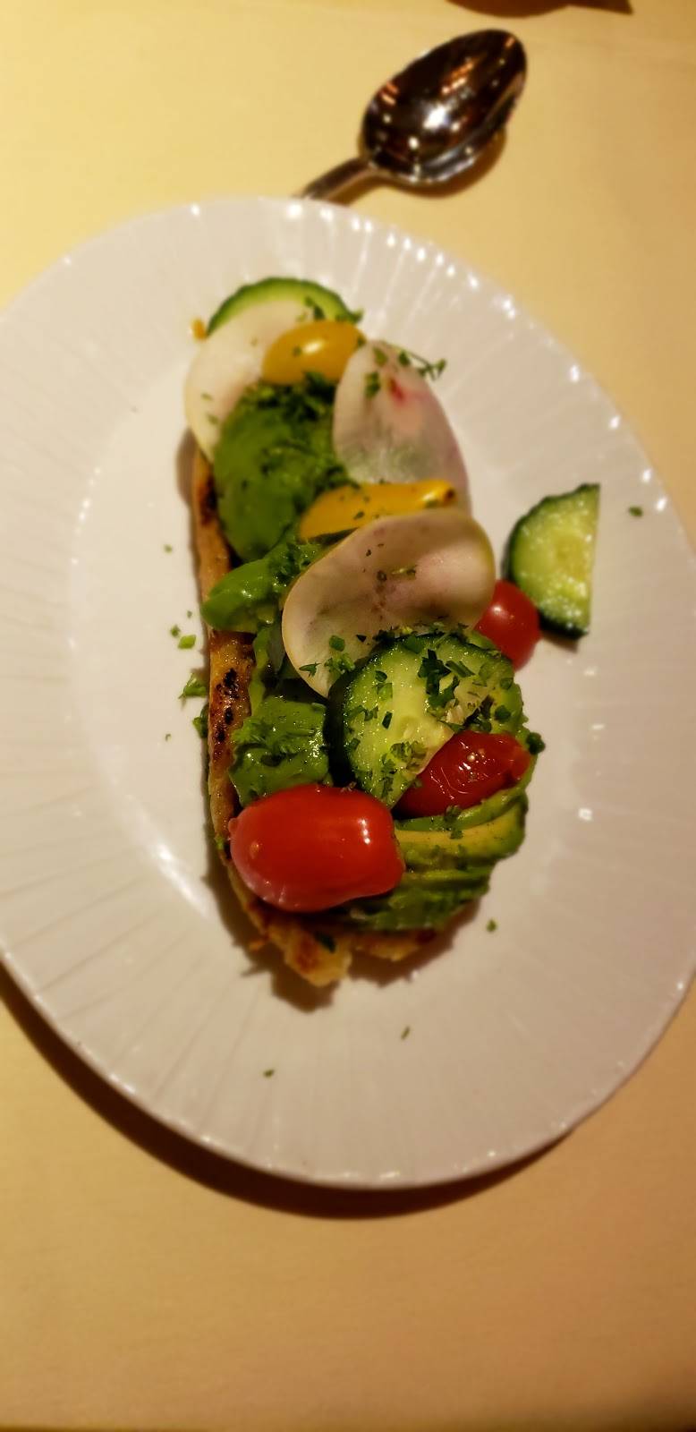 Henrys Steakhouse | restaurant | 1 Red Hawk Pkwy, Placerville, CA 95667, USA | 5306777000 OR +1 530-677-7000