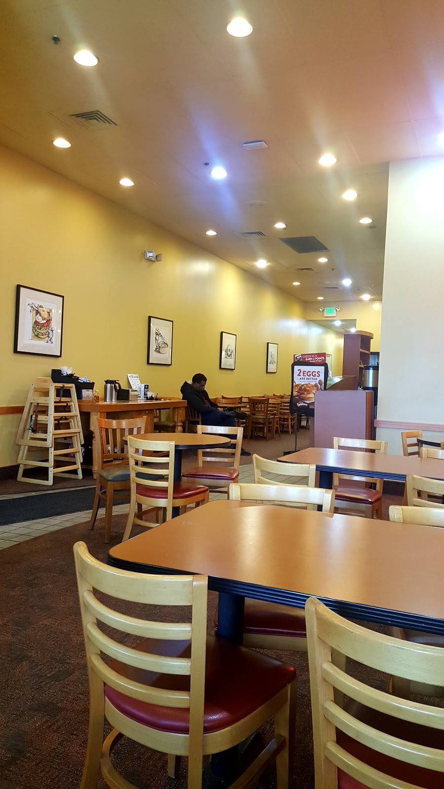 Brueggers Bagels | bakery | 24215 Chagrin Blvd, Beachwood, OH 44122, USA | 2165959915 OR +1 216-595-9915