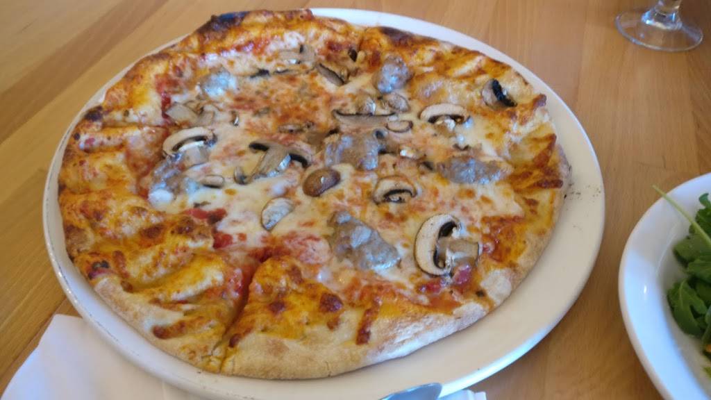 Pizzeria Dei Sassi | meal takeaway | 5200 Dixie Rd #6, Mississauga, ON L4W 1E4, Canada | 9056141655 OR +1 905-614-1655