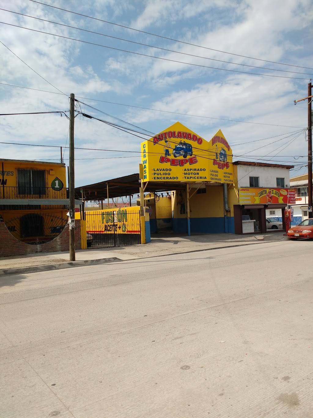 Circus Pizza Jardín | restaurant | E. Chopo 5375, Cd Jardin, 22610 Tijuana, B.C., Mexico | 016643807079 OR +52 664 380 7079