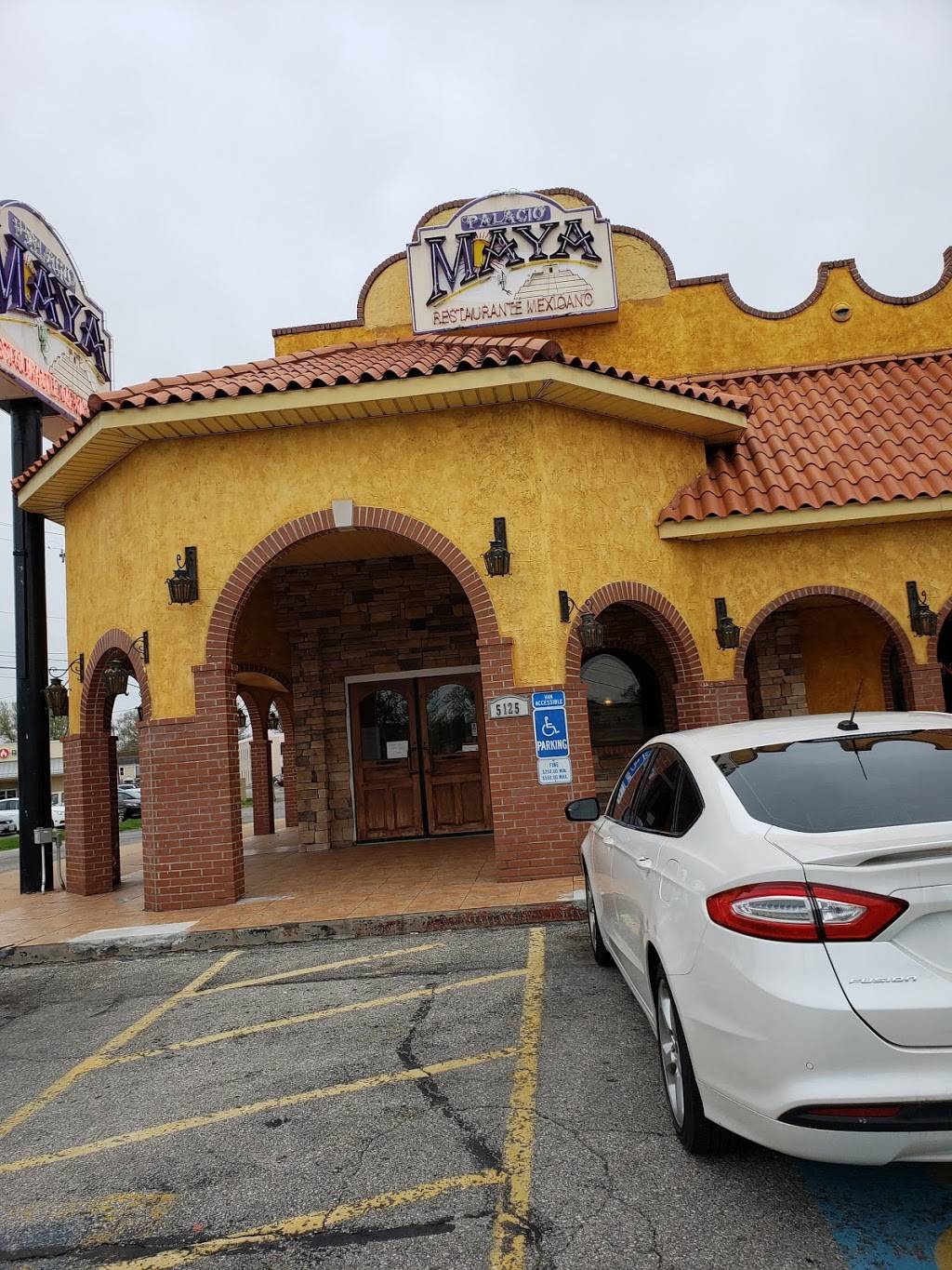 Palacio Maya Mexican Restaurant | restaurant | 5125 Monroe St, Toledo, OH 43623, USA | 4198419250 OR +1 419-841-9250