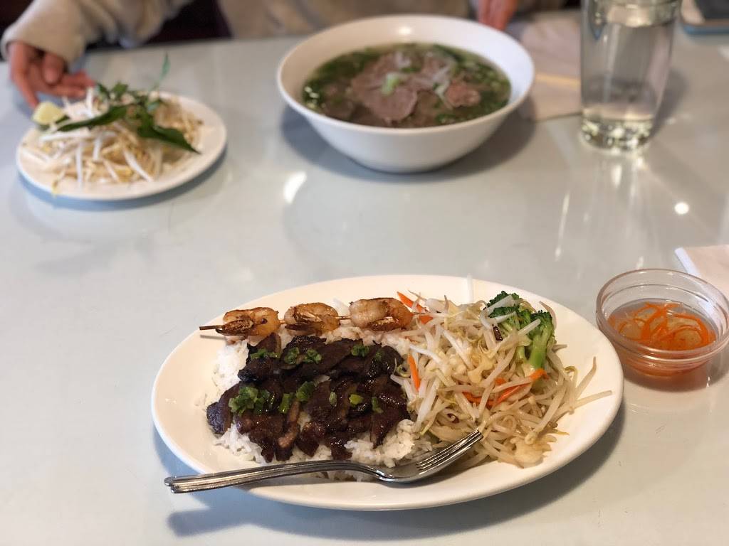 Quynh Nhi | restaurant | 55 Wharncliffe Rd N, London, ON N6H 2A4, Canada | 5198508878 OR +1 519-850-8878