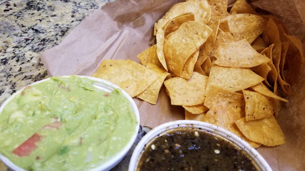 La Pasadita | restaurant | 1140 N Ashland Ave, Chicago, IL 60622, USA | 7732782130 OR +1 773-278-2130