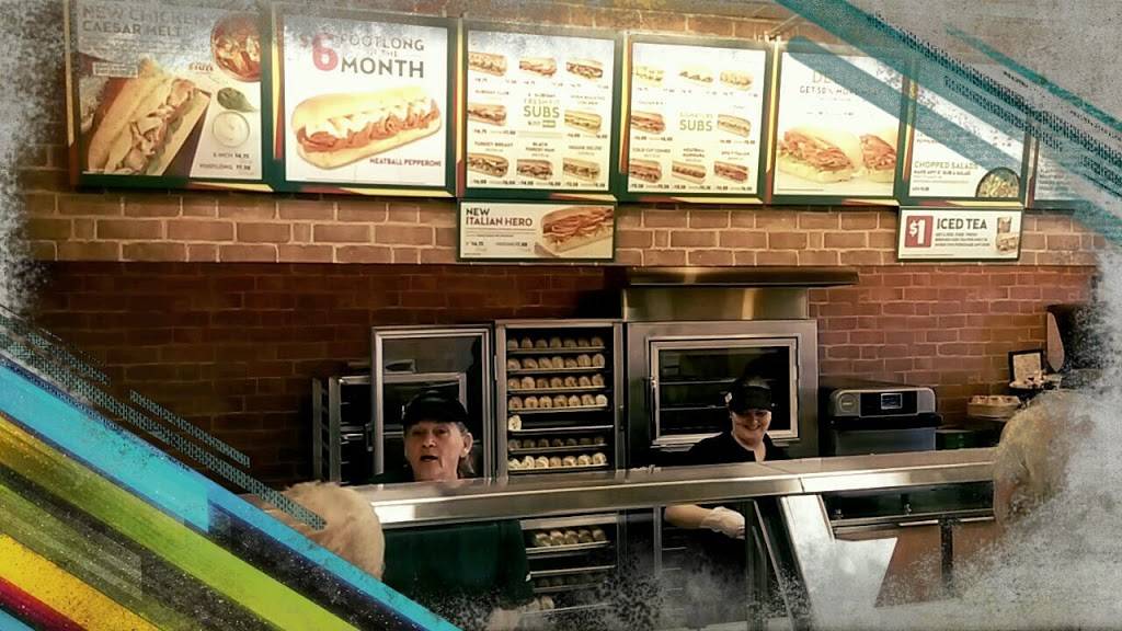 Subway | restaurant | 265 PA-288, Ellwood City, PA 16117, USA | 7247584160 OR +1 724-758-4160