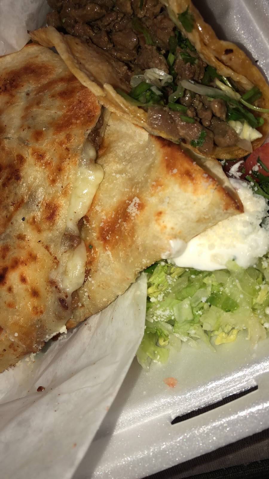 Lolas Taqueria la Michoacana | restaurant | 254 S Elmwood Ave, Lindsay, CA 93247, USA | 5597560972 OR +1 559-756-0972