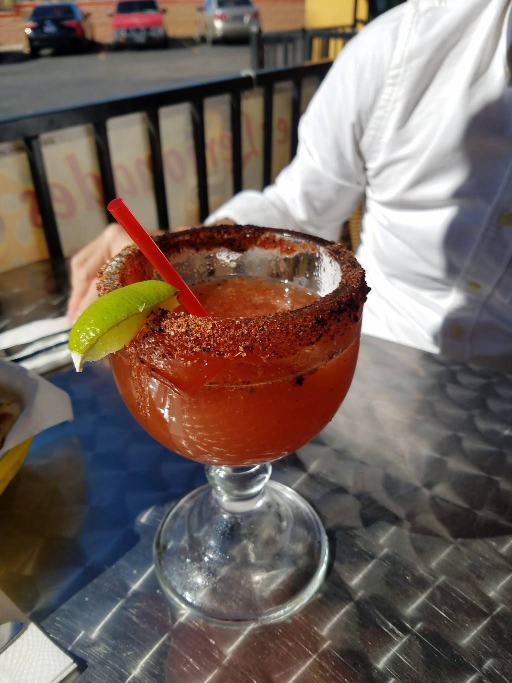 Casa Blanca Restaurant | restaurant | 3658, 66370 Pierson Blvd, Desert Hot Springs, CA 92240, USA | 7602515922 OR +1 760-251-5922