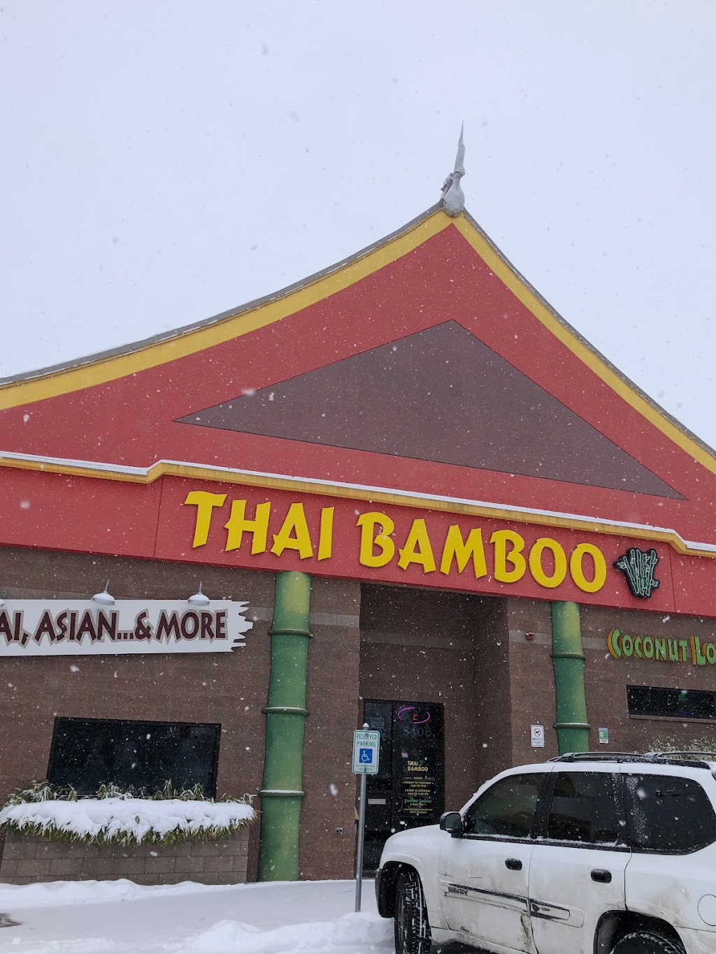 Thai Bamboo Restaurant | restaurant | 5406 N Division St, Spokane, WA 99207, USA | 5097778424 OR +1 509-777-8424