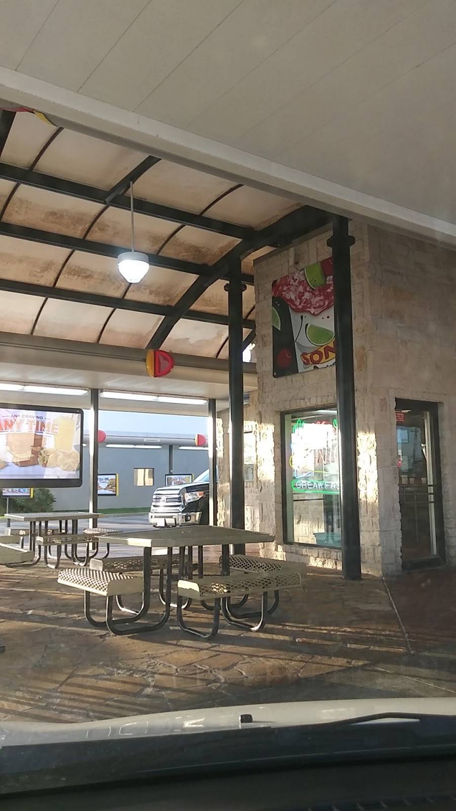 Sonic Drive-In | restaurant | 6414 Saratoga Blvd, Corpus Christi, TX 78414, USA | 3619934900 OR +1 361-993-4900