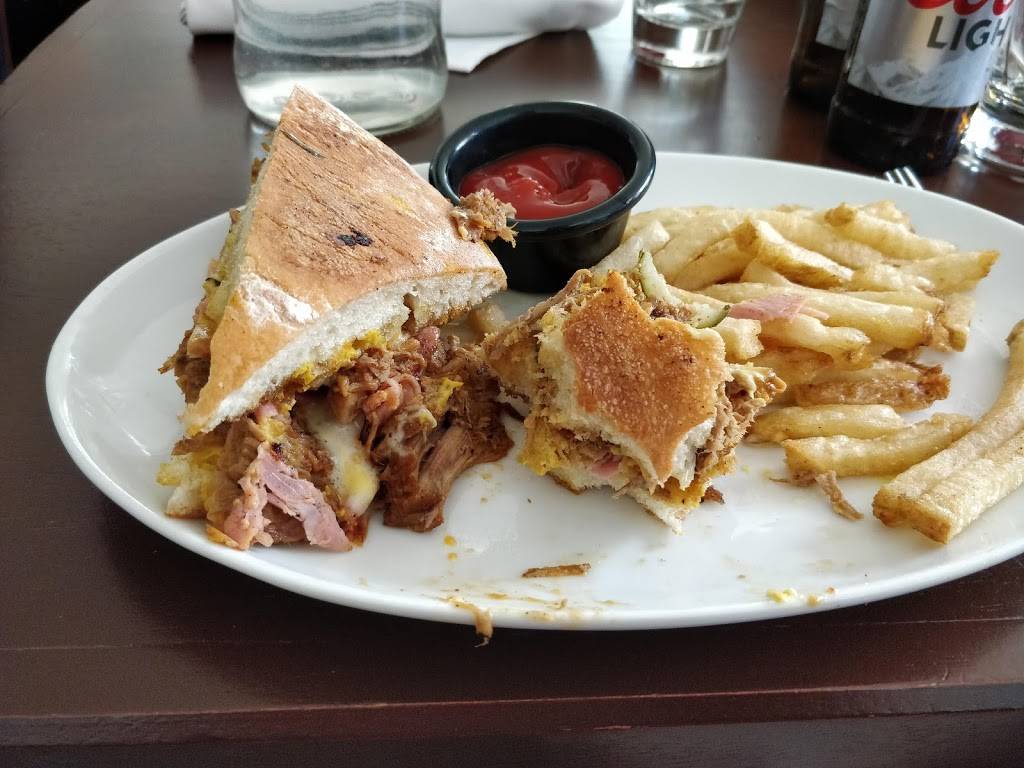 The Golden Squirrel | restaurant | 5940 College Ave, Oakland, CA 94618, USA | 5107359220 OR +1 510-735-9220