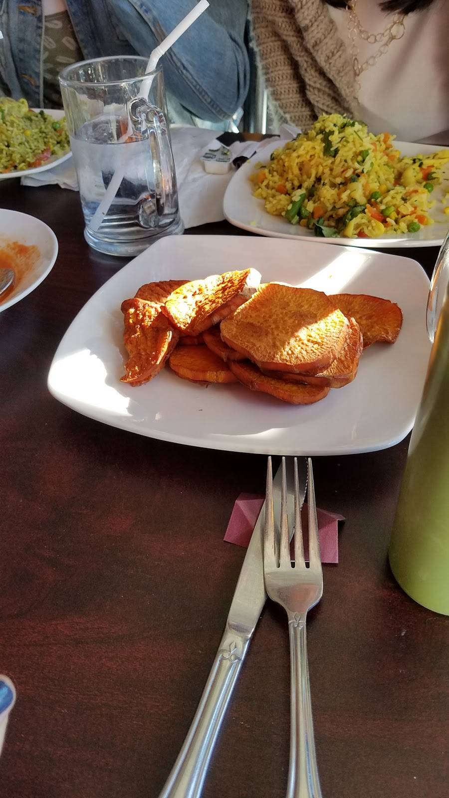 Fina Estampa | restaurant | 9243 Winnetka Ave b, Chatsworth, CA 91311, USA | 8187738981 OR +1 818-773-8981