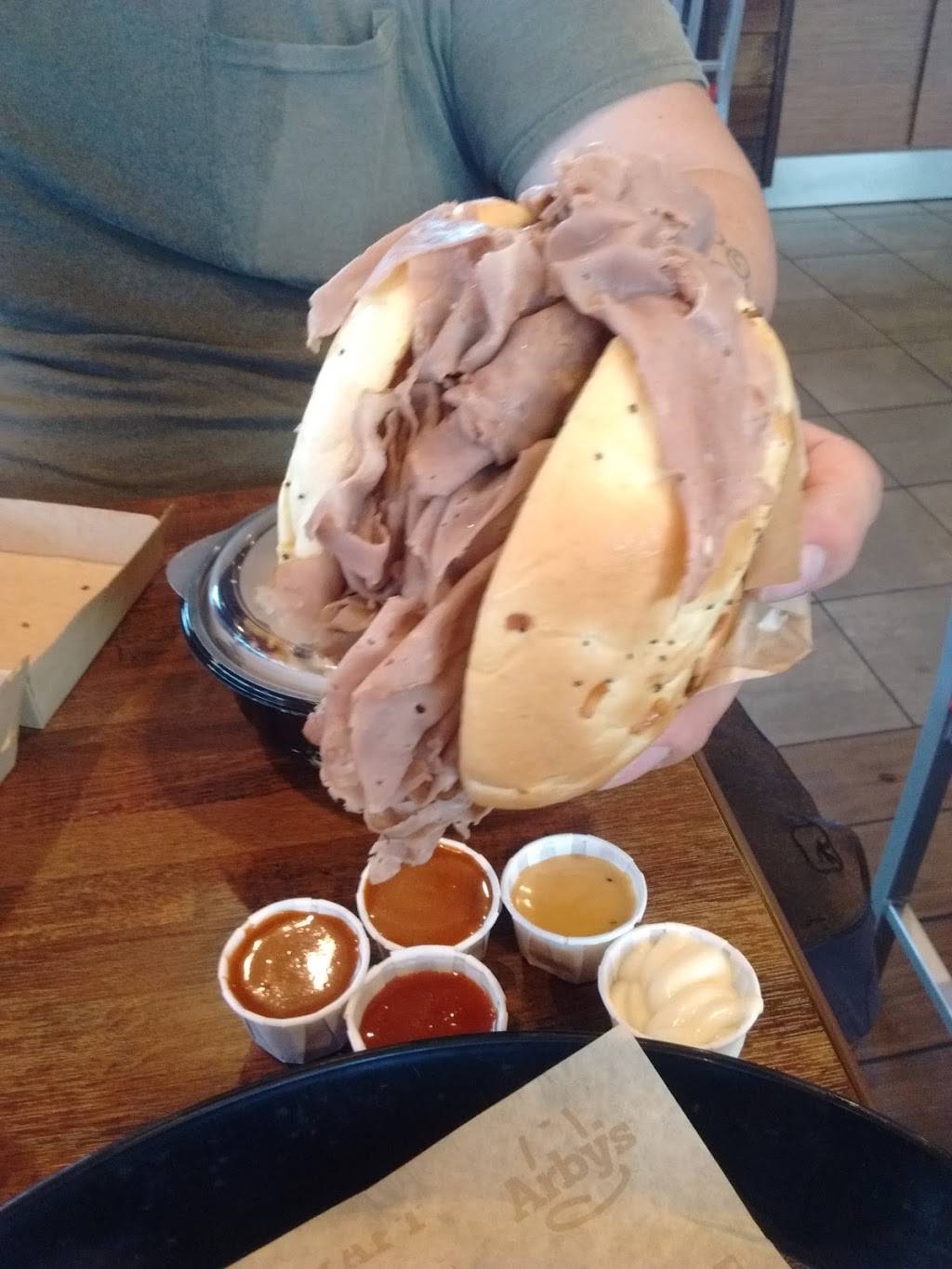 Arbys | restaurant | 3111 Cape Horn Rd, Red Lion, PA 17356, USA | 7172444400 OR +1 717-244-4400