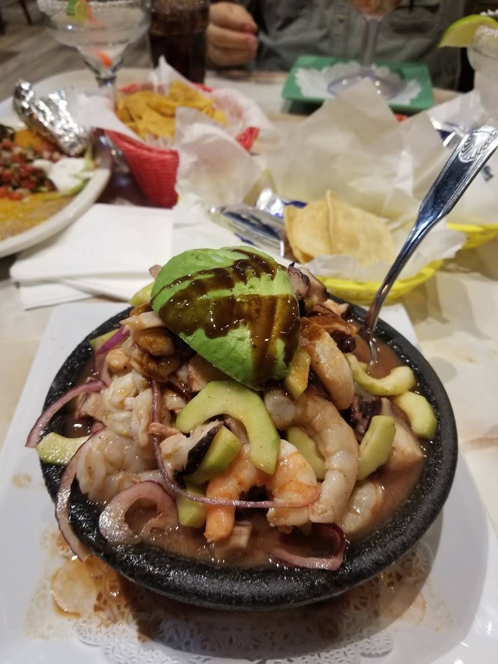 Tacos Jalisco Mariscos & Cantina | restaurant | 551 E Moana Ln, Reno, NV 89502, USA | 7757379697 OR +1 775-737-9697