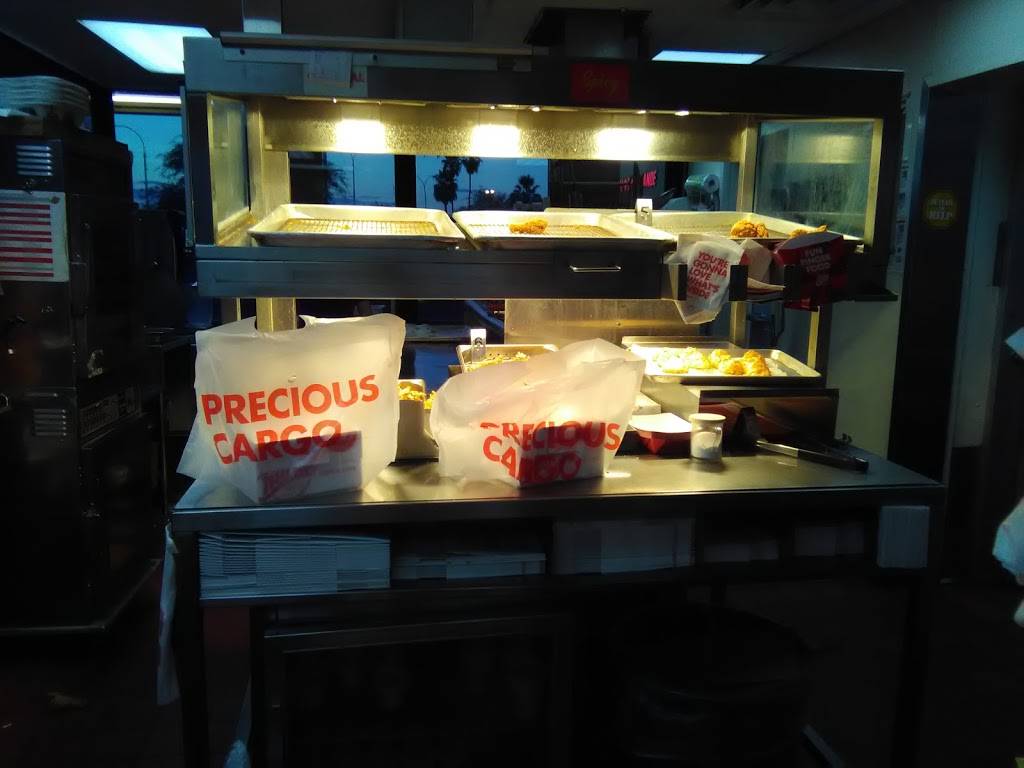 Churchs Chicken | restaurant | 4245 S Central Ave, Phoenix, AZ 85040, USA | 6022686408 OR +1 602-268-6408