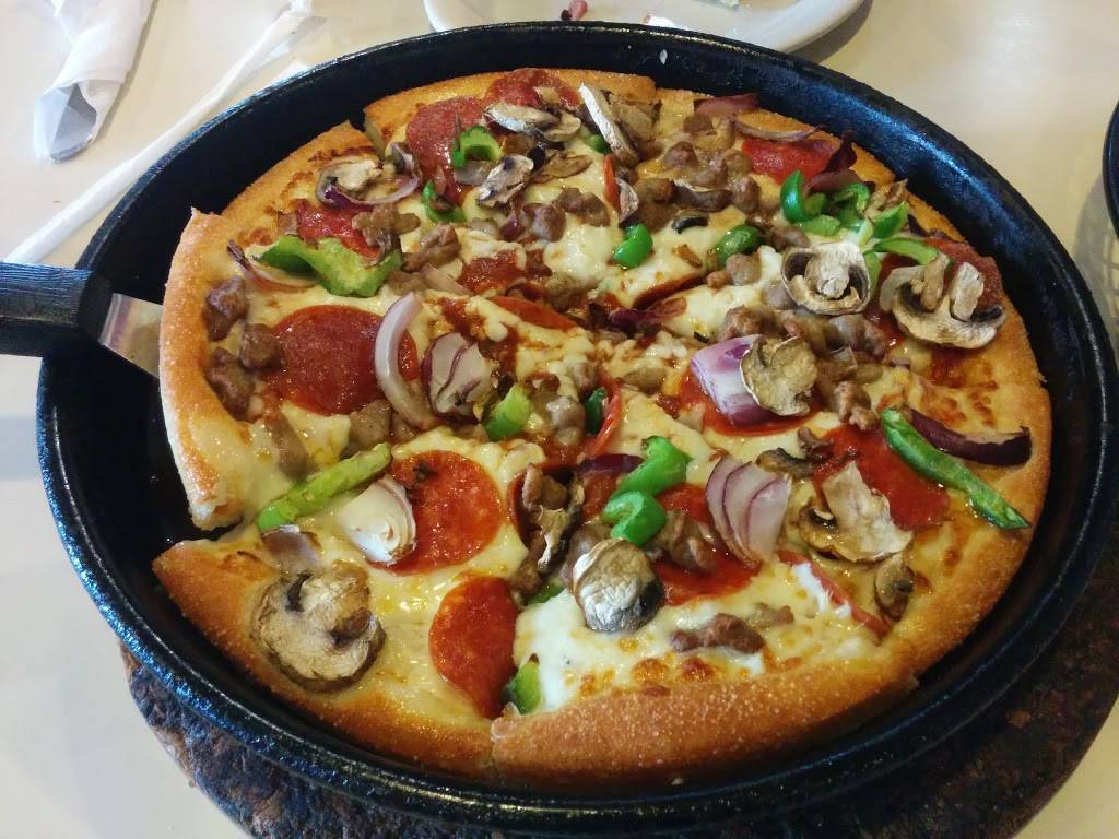 Pizza Hut | restaurant | 1008 N Court St, Medina, OH 44256, USA | 3307237233 OR +1 330-723-7233