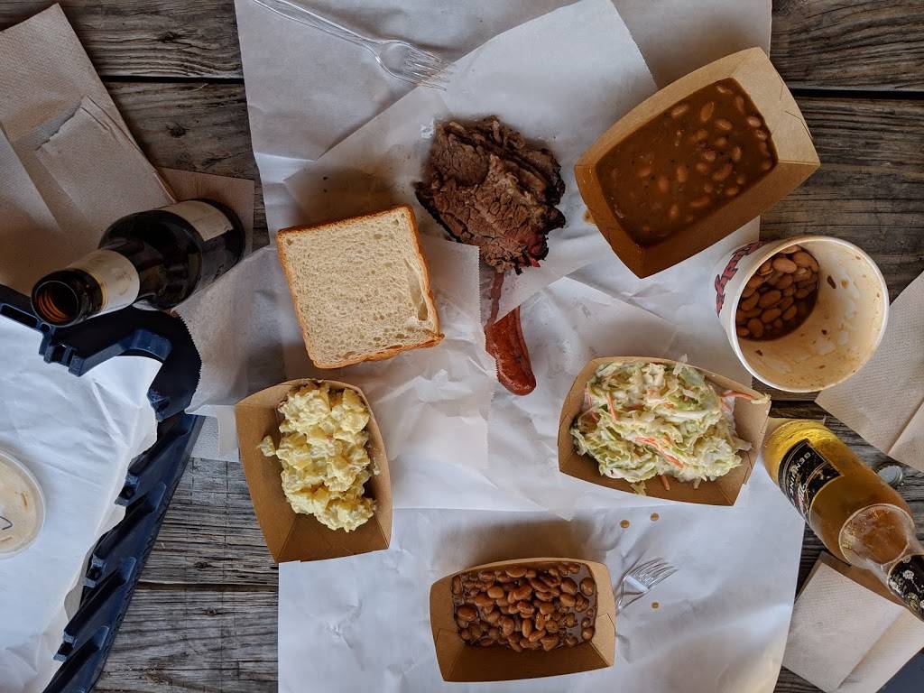 Rudys "Country Store" and Bar-B-Q | restaurant | 10623 Westover Hills Blvd, San Antonio, TX 78251, USA | 2106537839 OR +1 210-653-7839