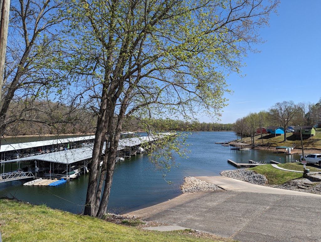 Tims Ford Marina & Resort | restaurant | 175 Marina Ln, Winchester, TN 37398, USA | 9319674509 OR +1 931-967-4509