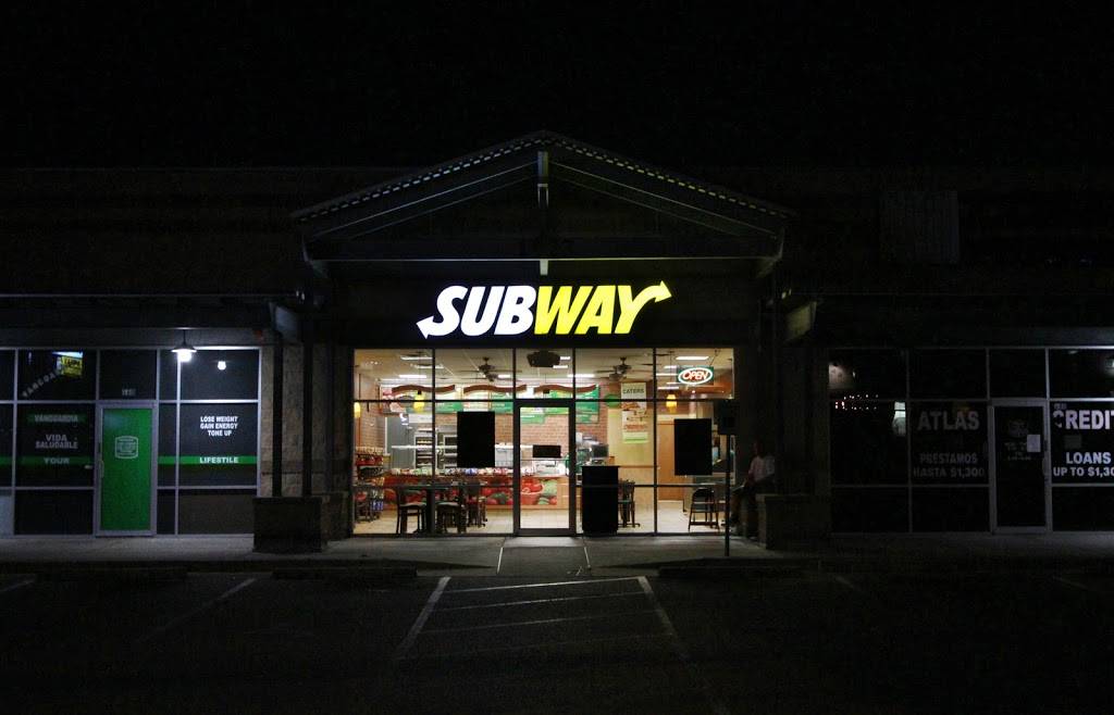 Subway Restaurants | restaurant | 1923 E 7th St #150, Austin, TX 78702, USA | 5124959539 OR +1 512-495-9539