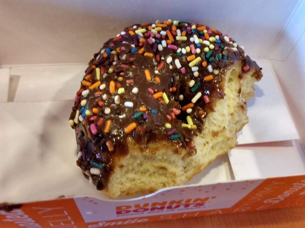 Dunkin | bakery | 6524 US-30, Jeannette, PA 15644, USA | 7245225124 OR +1 724-522-5124