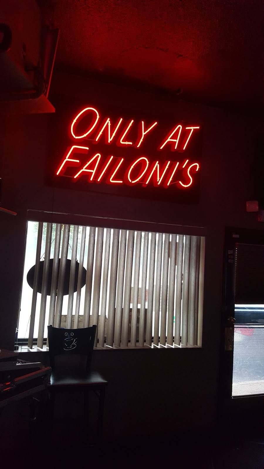 Failonis Restaurant | restaurant | 6715 Manchester Ave, St. Louis, MO 63139, USA | 3147815221 OR +1 314-781-5221