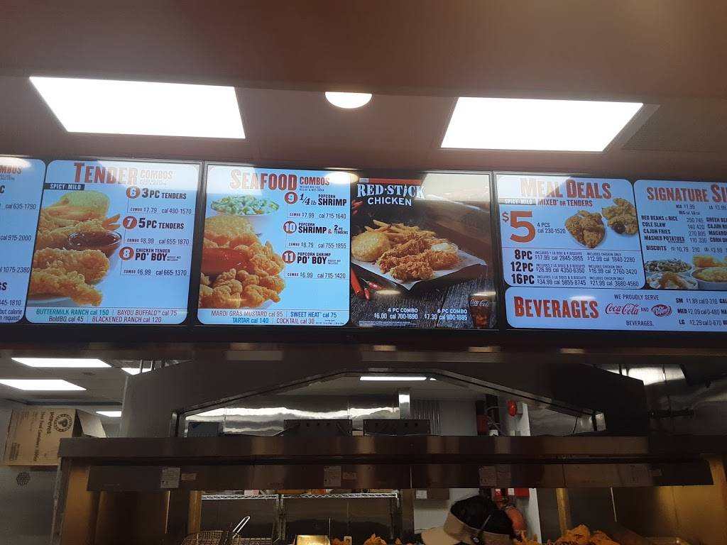 Popeyes Louisiana Kitchen | restaurant | 40 S Western Ave, Carpentersville, IL 60110, USA | 2242932154 OR +1 224-293-2154