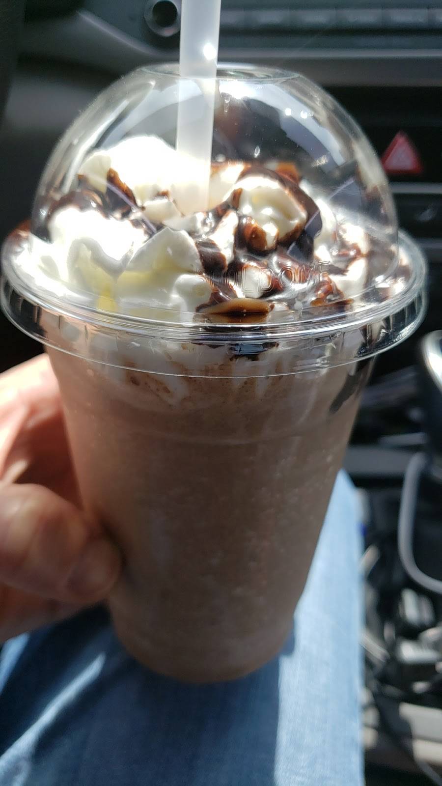 Azura Grill & Cafe | restaurant | 198 3rd Ave, Jasper, IN 47546, USA | 8126342211 OR +1 812-634-2211