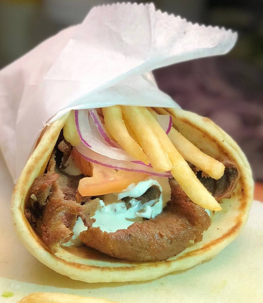 Evios Pizza & Grill | restaurant | 12600 Biscayne Blvd, North Miami, FL 33181, USA | 3058997699 OR +1 305-899-7699