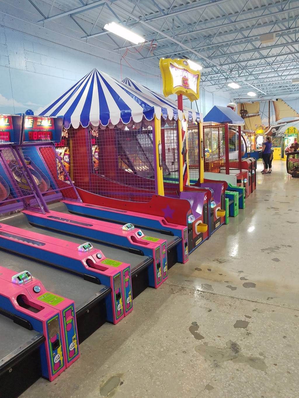 Treasure Island Fun Center | restaurant | 7770 Seminole Blvd, Seminole, FL 33772, USA | 7273919105 OR +1 727-391-9105