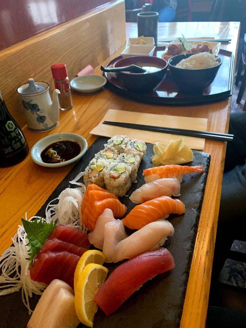 Wasabi | restaurant | 848 E Ridgewood Ave, Ridgewood, NJ 07450, USA | 2014937575 OR +1 201-493-7575