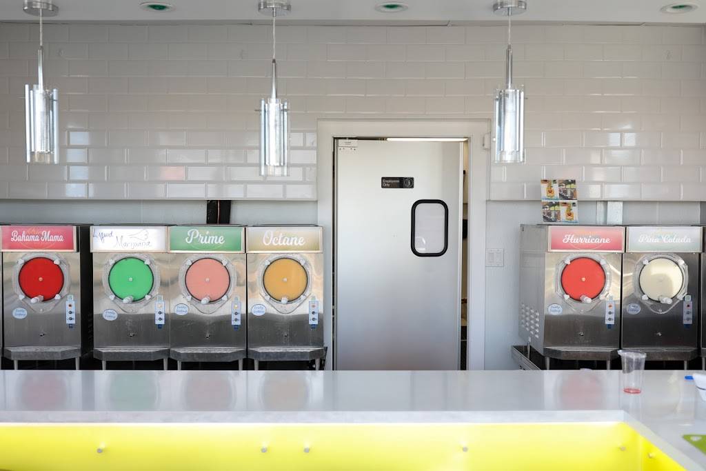 Prime Daiquiri | restaurant | 8150 Southwest Fwy F, Houston, TX 77074, USA | 8329040014 OR +1 832-904-0014