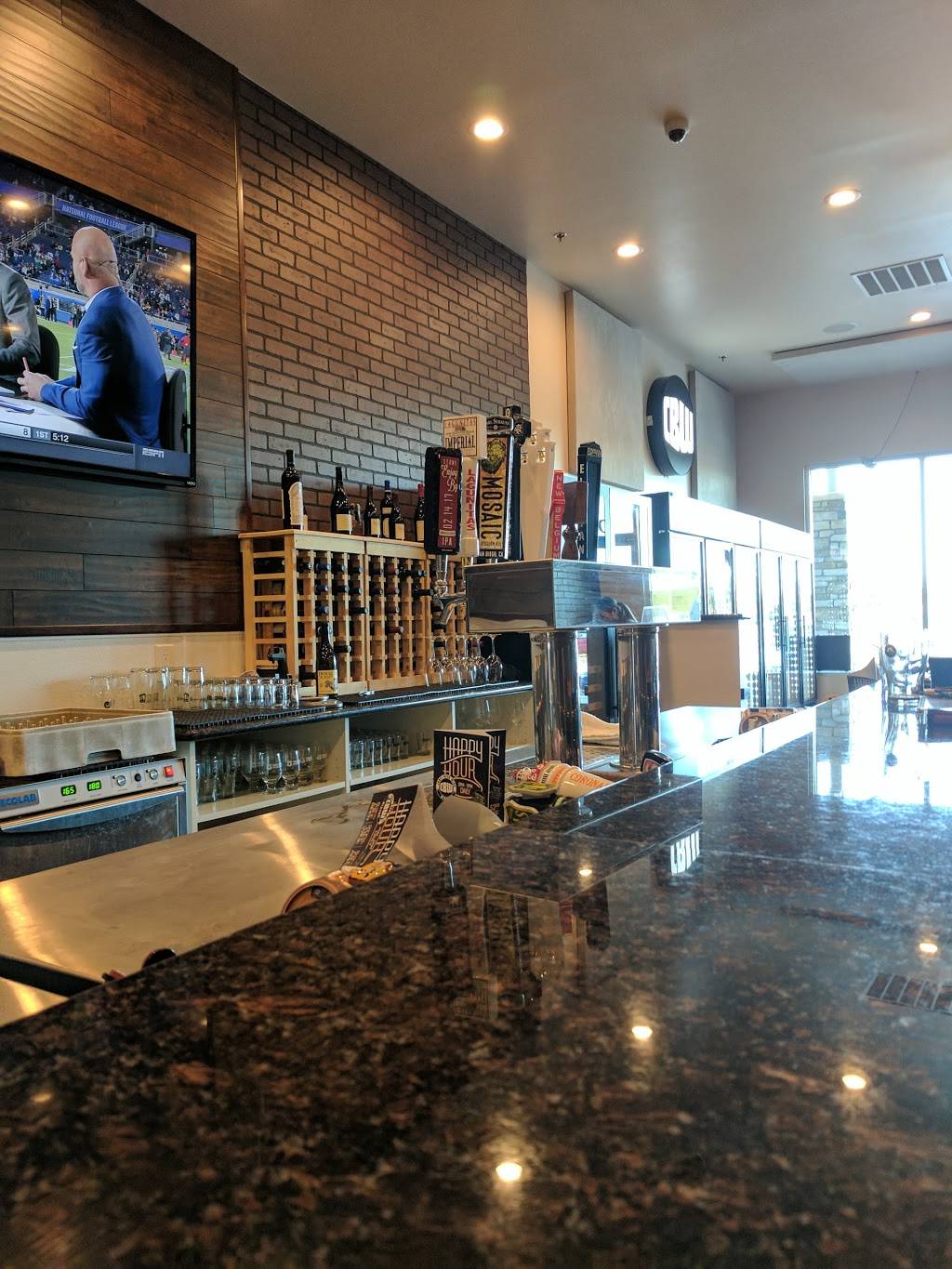 Craft Beer Wine Bistro | restaurant | 8482 N Friant Rd #103, Fresno, CA 93720, USA | 5597212767 OR +1 559-721-2767