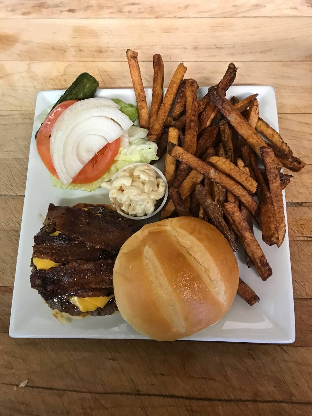 Main Street Pub | restaurant | 21 Main St, Kings Park, NY 11754, USA | 6315445461 OR +1 631-544-5461