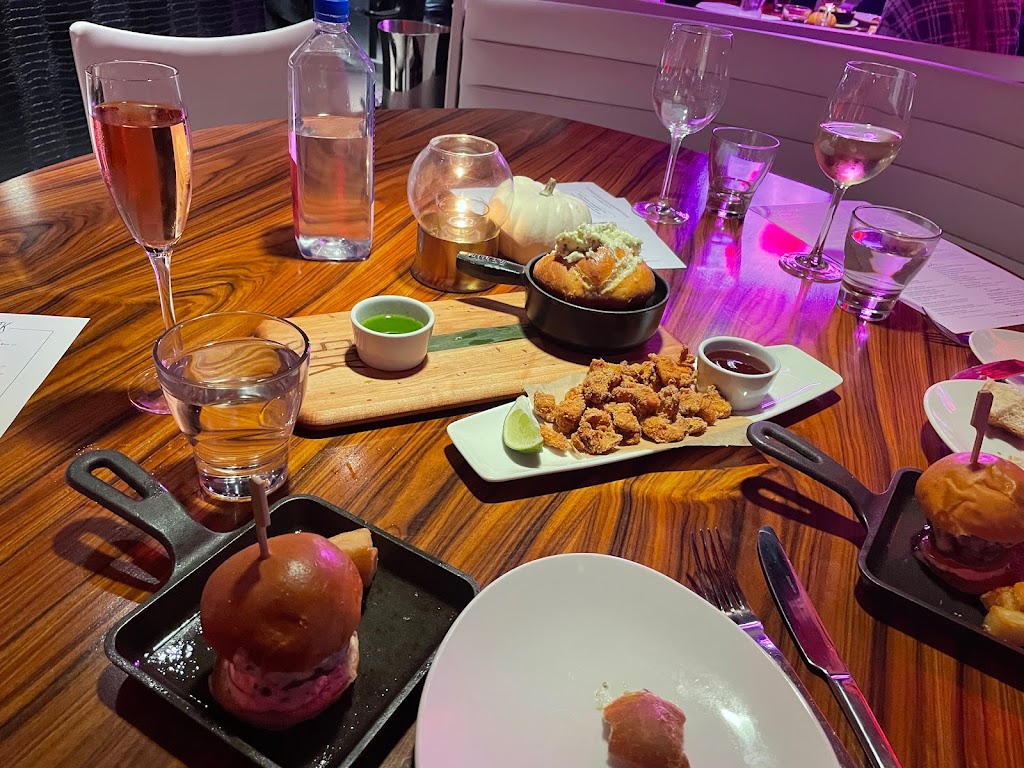 STK Steakhouse Bellevue | restaurant | 610 Bellevue Way NE #110, Bellevue, WA 98004, USA | 4252091016 OR +1 425-209-1016