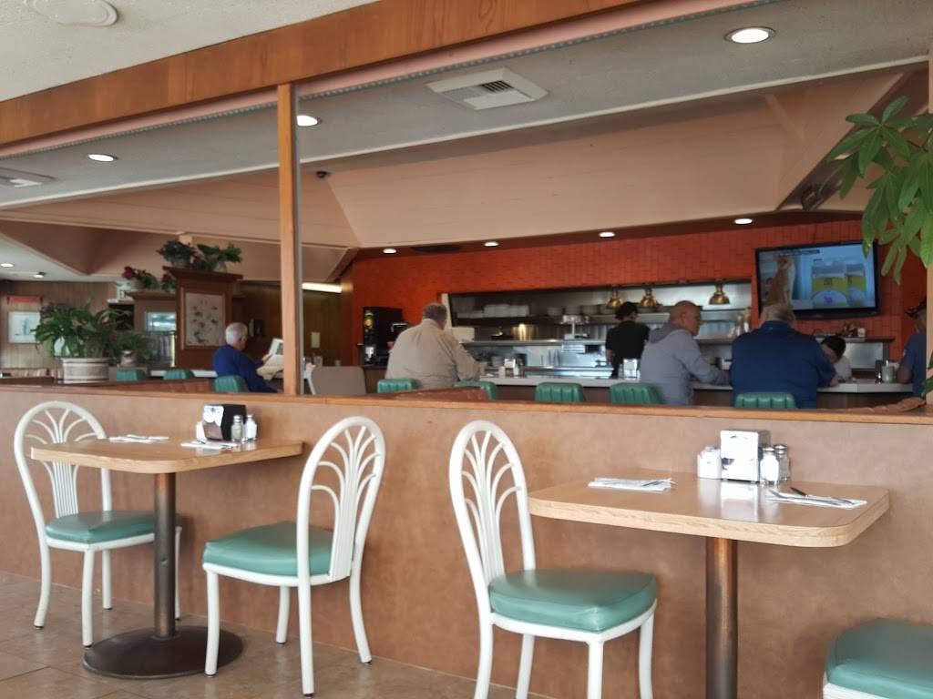 Spires Restaurant | restaurant | 1107, 1935 E Del Amo Blvd, Long Beach, CA 90807, USA | 5624235956 OR +1 562-423-5956