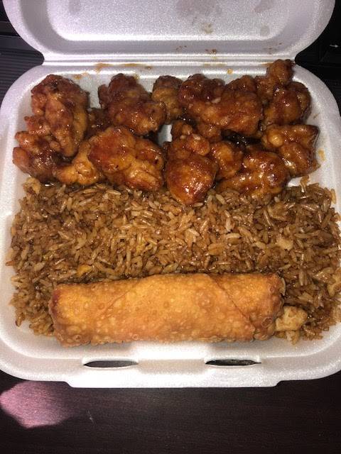 Chois Chinese Restaurant | restaurant | 2638 N Milwaukee Ave, Chicago, IL 60647, USA | 7734868496 OR +1 773-486-8496