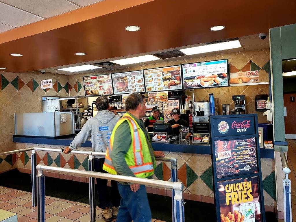 Burger King | restaurant | 1560 The Queensway, Etobicoke, ON M8Z 1T5, Canada | 4162018239 OR +1 416-201-8239