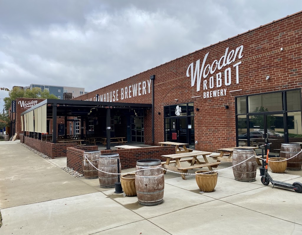 Wooden Robot Brewery | restaurant | 1440 S Tryon St UNIT 110, Charlotte, NC 28203, USA | 9808197875 OR +1 980-819-7875