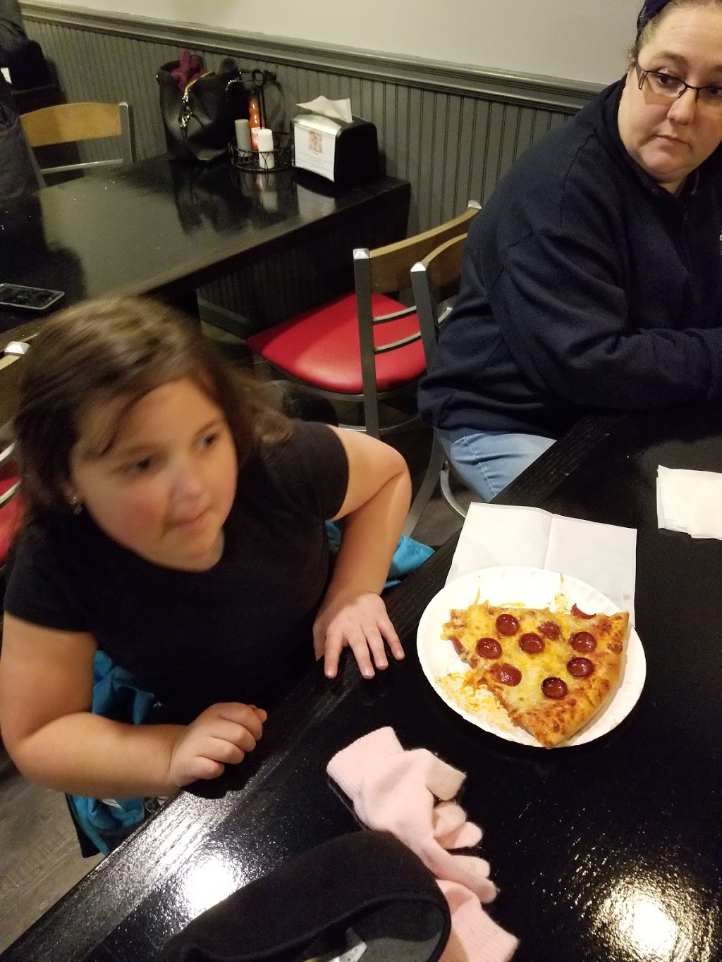 Nikos | restaurant | 135 E Water St, Syracuse, NY 13202, USA | 3154757000 OR +1 315-475-7000