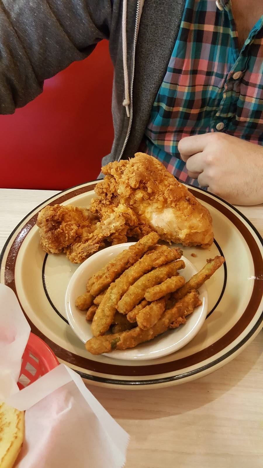 Coliseum Country Cafe | restaurant | 1904 Coliseum Blvd, Greensboro, NC 27403, USA | 3362991809 OR +1 336-299-1809