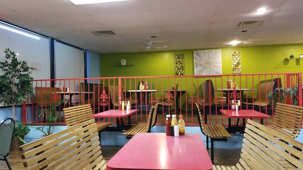 Burger Island | restaurant | 1208 E Belt Line Rd #108, Carrollton, TX 75006, USA | 9722454628 OR +1 972-245-4628