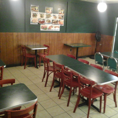 Ranch Burger | restaurant | 690 C St, Turlock, CA 95380, USA | 2096689133 OR +1 209-668-9133