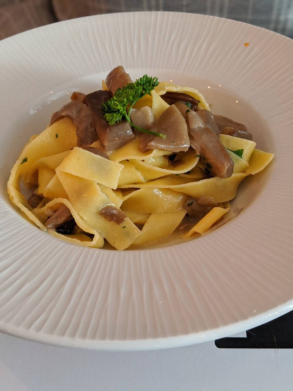 STELVIO | restaurant | 791 Dundas St W, Toronto, ON M6J 1V2, Canada | 4165466727 OR +1 416-546-6727