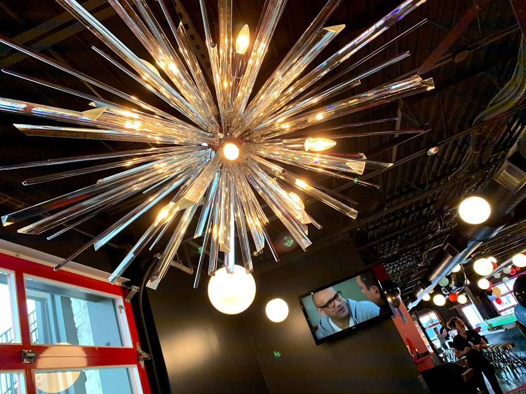 Fat Kat Slims | restaurant | 730 8th Ave S, Nashville, TN 37203, USA | 6157396953 OR +1 615-739-6953