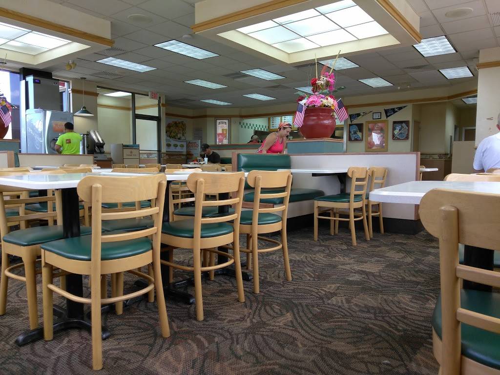 Wendys | restaurant | 19680 Cochran Blvd, Port Charlotte, FL 33948, USA | 9416255585 OR +1 941-625-5585